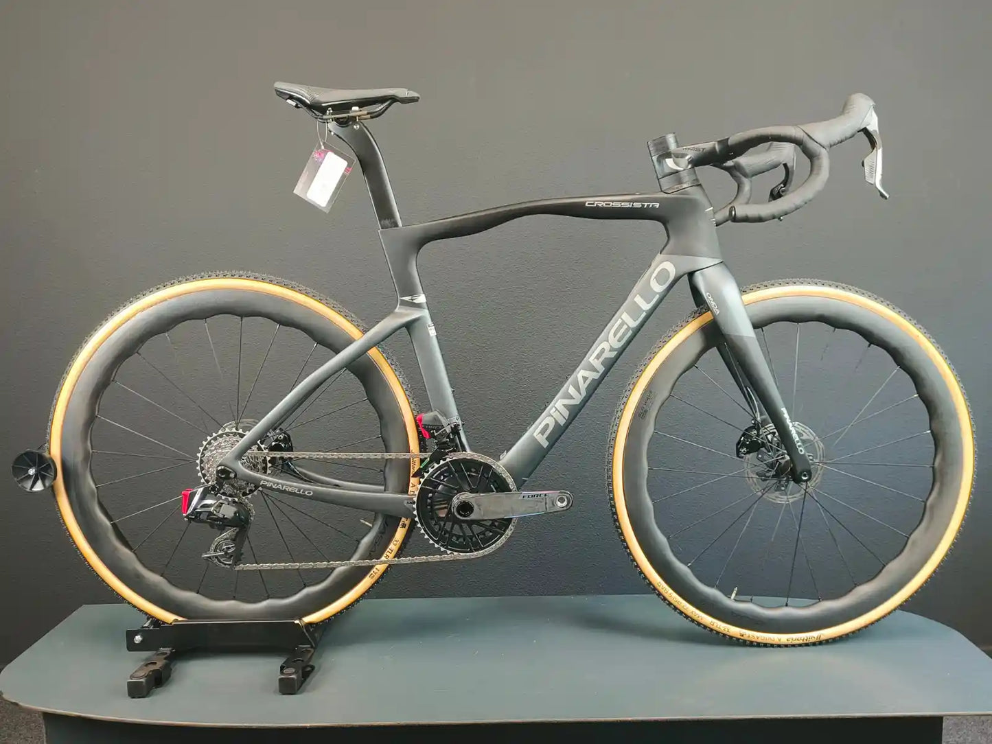 Pinarello Crossista F9 SRAM Force AXS Black Cross/Gravelbike 52cm
