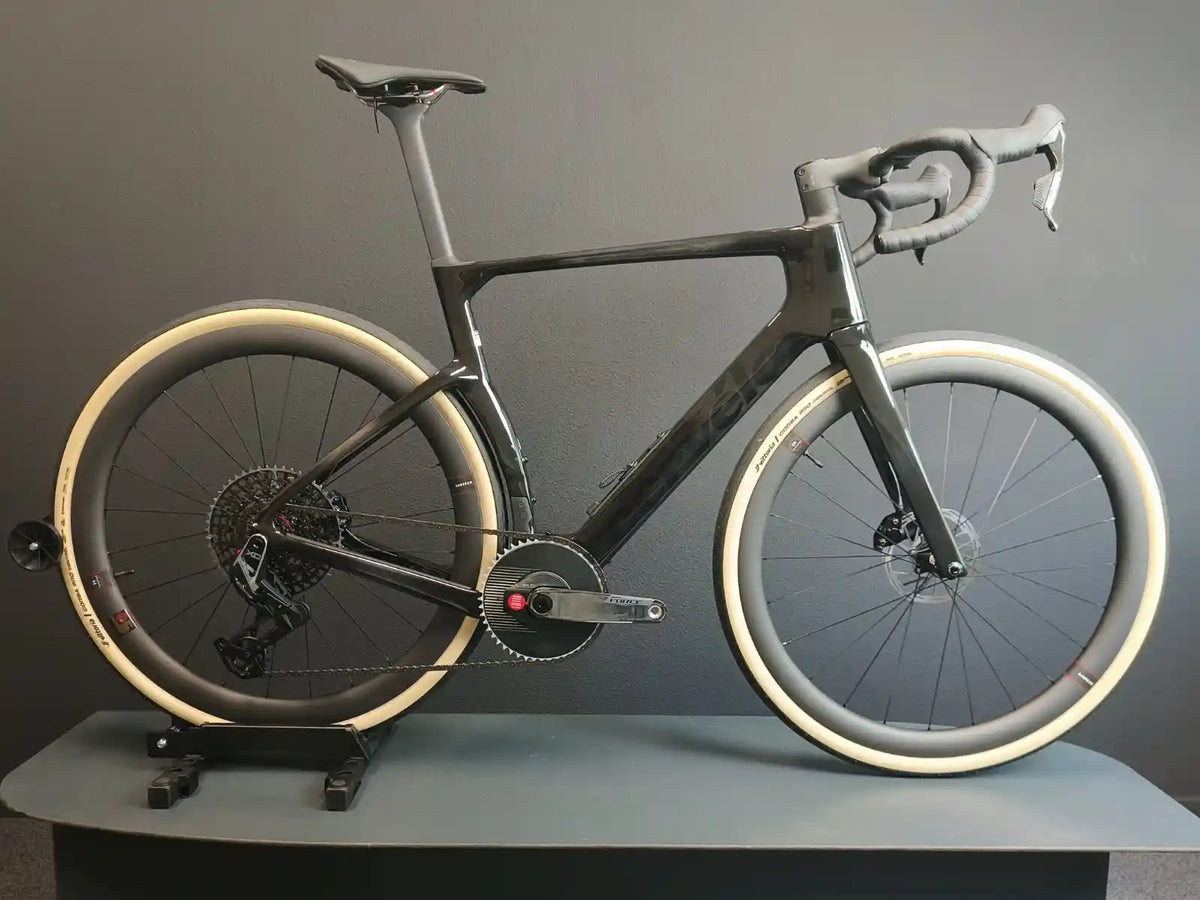 Cervélo Aspero 5 SRAM Force/XO Black on Black Gravelbike 56cm