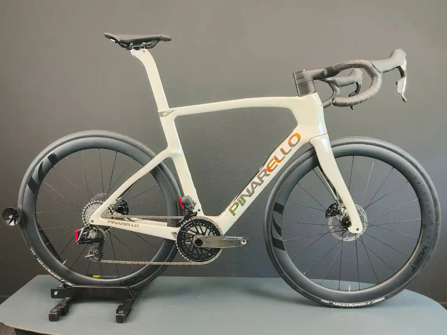 Pinarello F7 SRAM Force AXS Alabaster White Racefiets 56cm